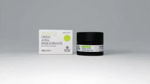 dermatocosmetice România, produse cosmetice naturale, îngrijirea pielii, produse anti-aging, cosmetice organice, produse dermatologice recomandate, seruri pentru față, creme hidratante premium, tratamente pentru acnee, dermatocosmetice pentru piele sensibilă